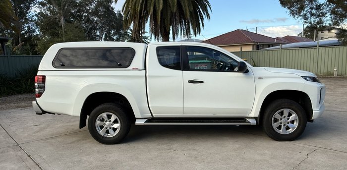 2020 Mitsubishi Triton GLX+