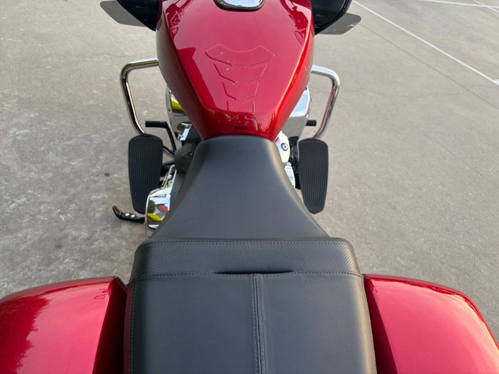 2021 Indian CHALLENGER LIMITED Red