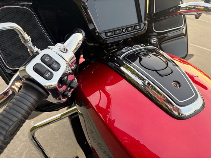 2021 Indian CHALLENGER LIMITED Red