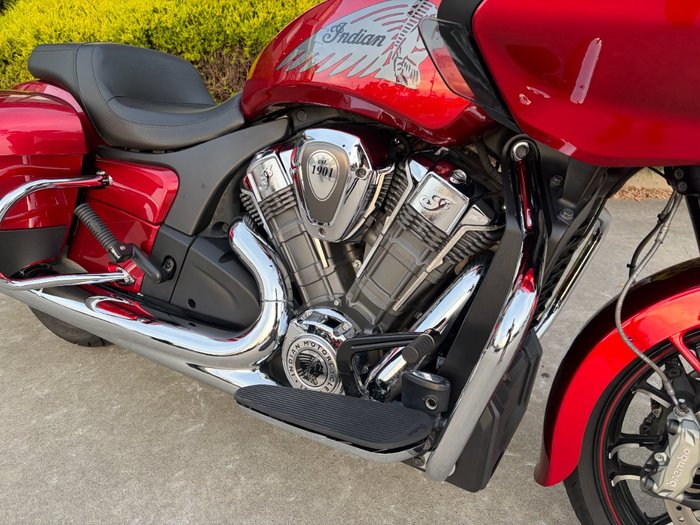 2021 Indian CHALLENGER LIMITED Red