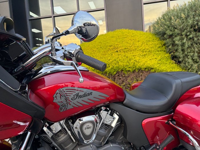 2021 Indian CHALLENGER LIMITED Red