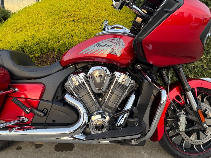 2021 Indian CHALLENGER LIMITED Red