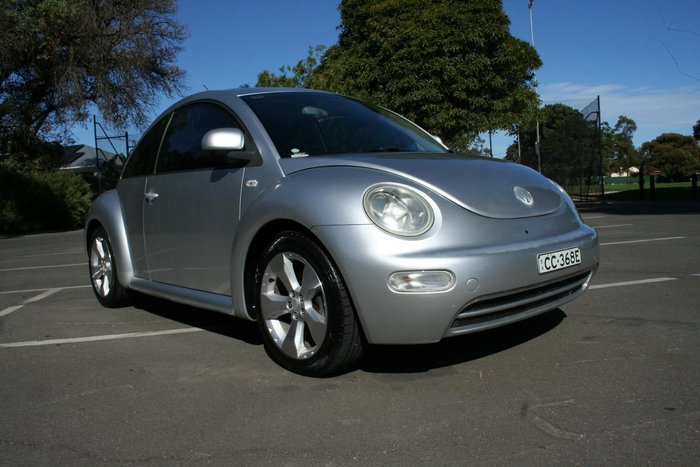 2000 Volkswagen Beetle 9C Silver Arrow