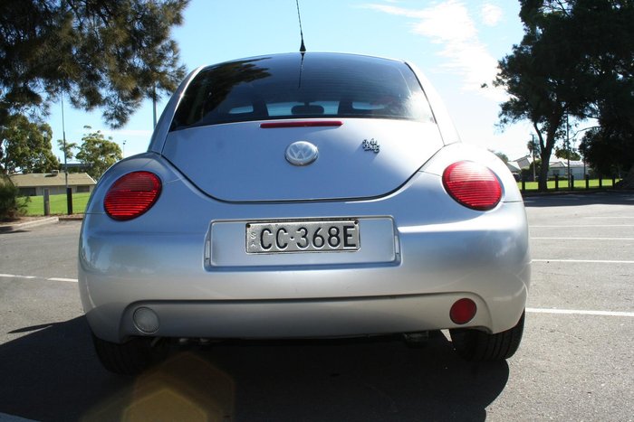 2000 Volkswagen Beetle 9C Silver Arrow