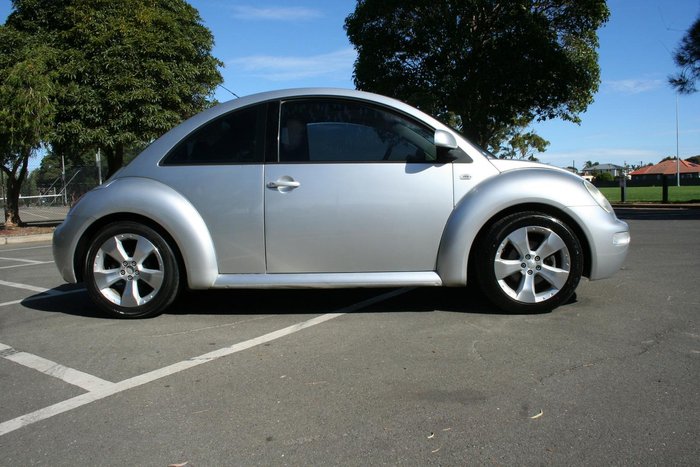 2000 Volkswagen Beetle 9C Silver Arrow