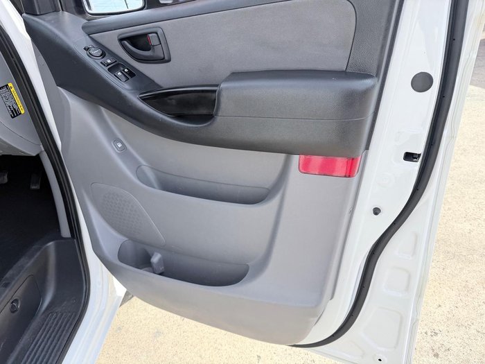 2018 Hyundai iLoad TQ4 MY19 Creamy White