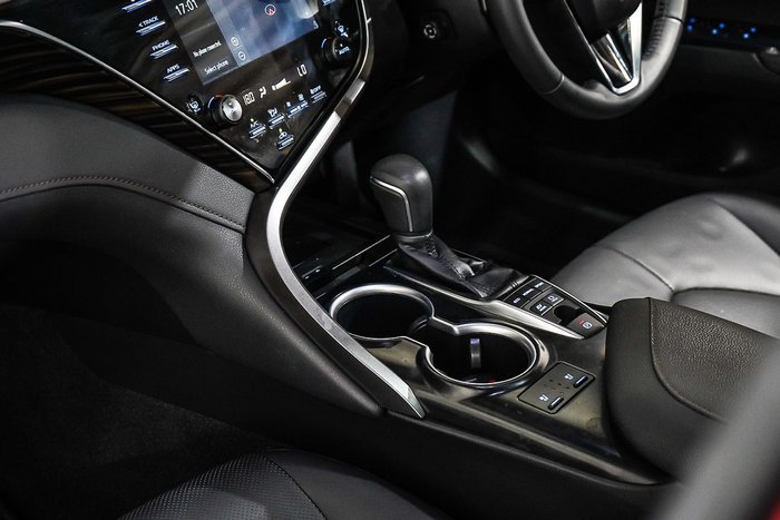 2018 Toyota Camry SL