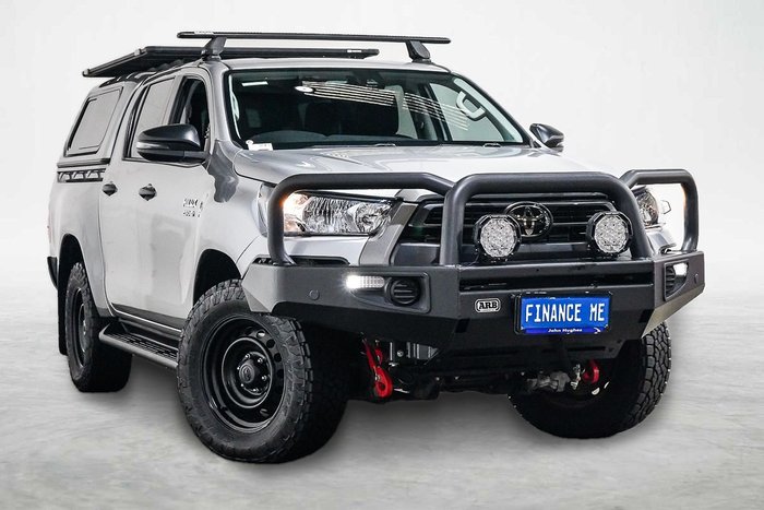 2022 Toyota Hilux SR