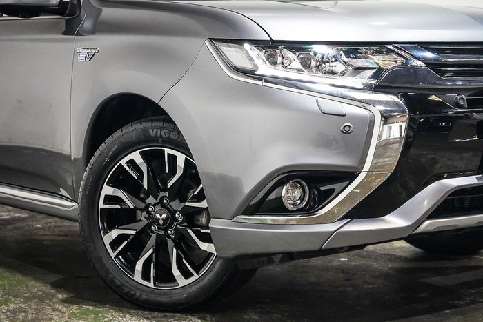 2017 Mitsubishi Outlander PHEV Exceed
