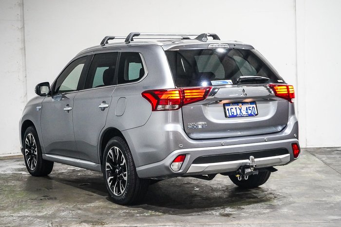 2017 Mitsubishi Outlander PHEV Exceed