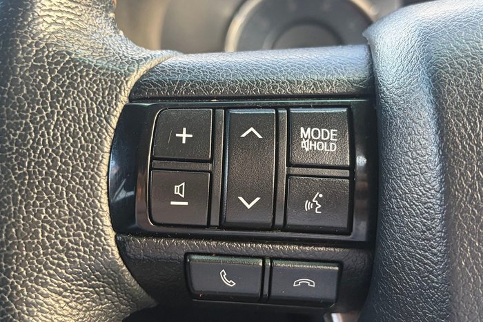 2021 Toyota Hilux SR