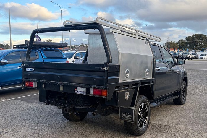 2021 Toyota Hilux SR