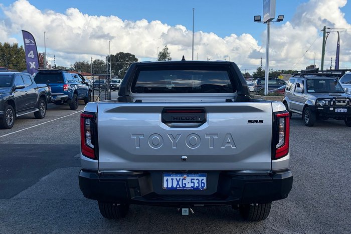 2026 Toyota Hilux SR5 48V