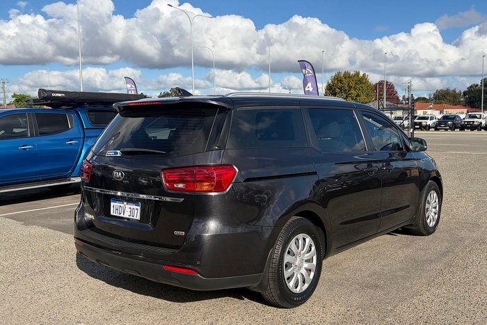 2019 Kia Carnival S