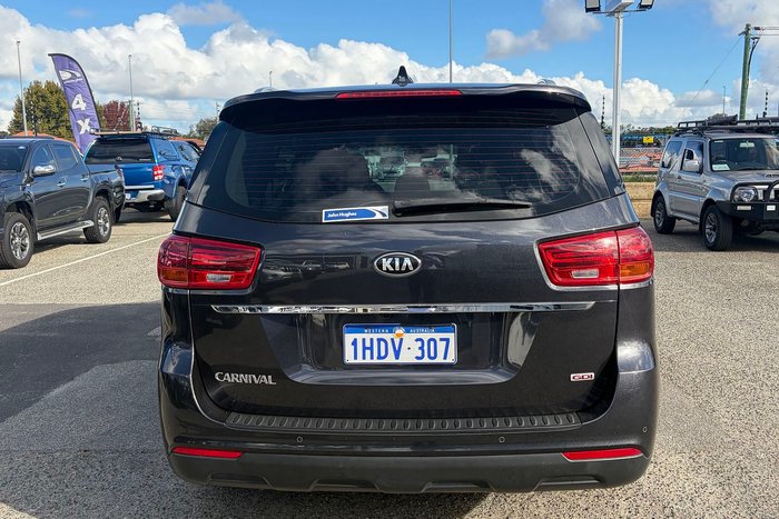 2019 Kia Carnival S