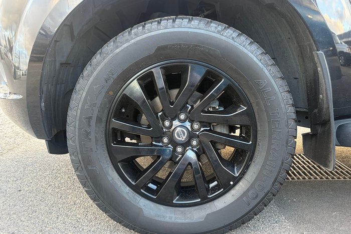 2020 Nissan Navara SL