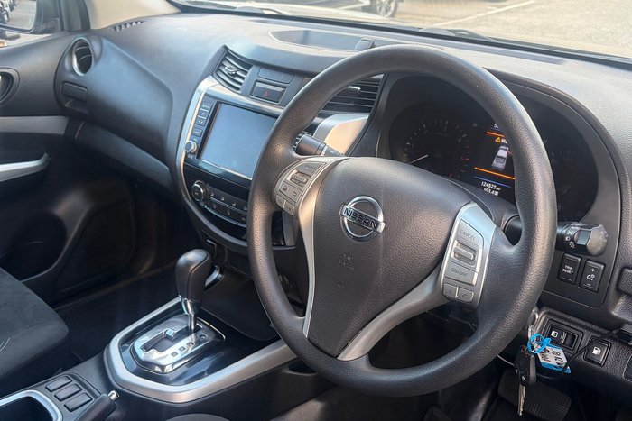2020 Nissan Navara SL