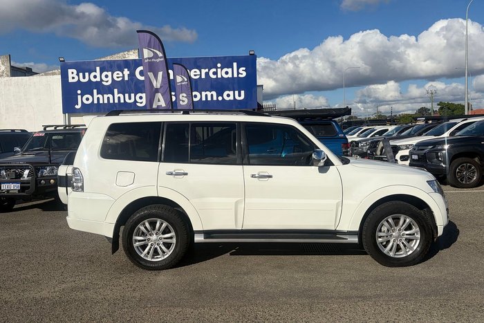 2016 Mitsubishi Pajero GLX