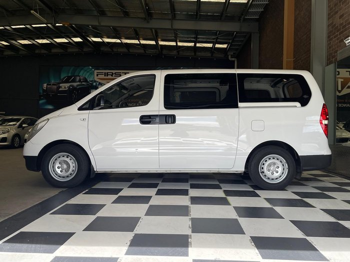 2013 Hyundai iLoad TQ2-V MY13 Creamy White