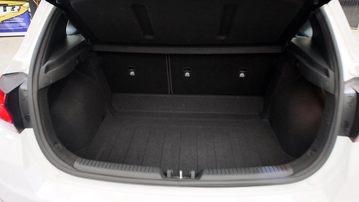 2021 Hyundai i30 PD.V4 MY21 Polar White