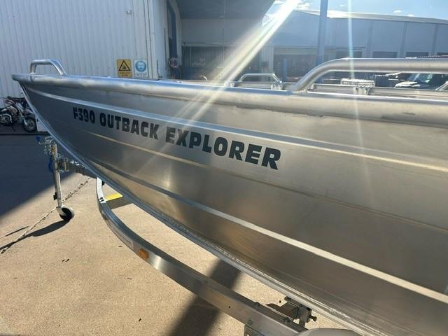 2026 QUINTREX F390 Outback Explorer