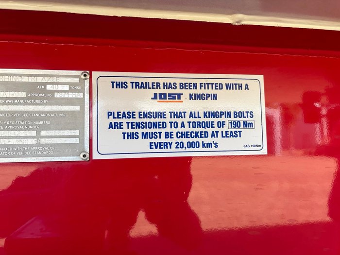 2019 Rhino Tri Axle