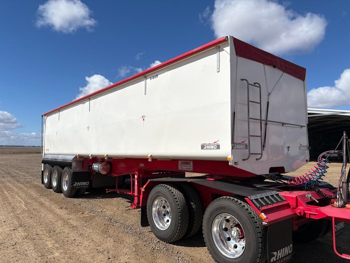 2019 Rhino Tri Axle