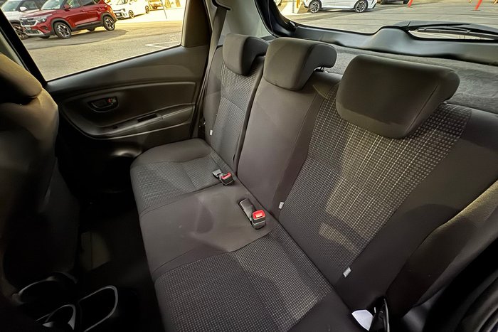 2020 Toyota Yaris Ascent