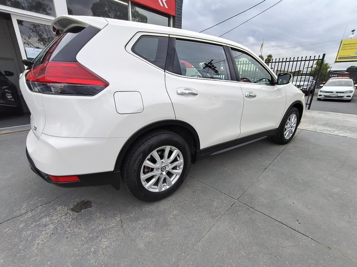 2017 Nissan X-TRAIL ST
