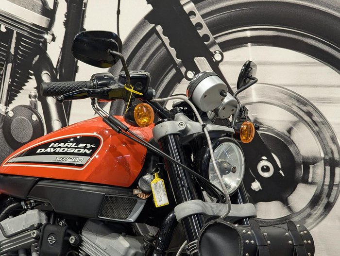 2009 Harley-Davidson XR1200 Sportster Orange