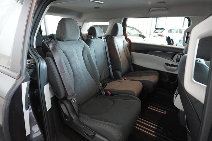 2024 Kia Carnival S