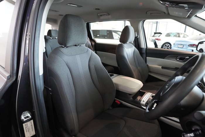 2024 Kia Carnival S