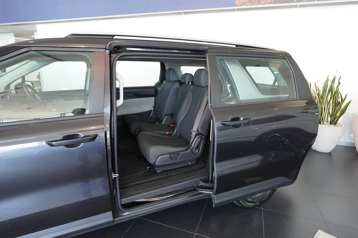 2024 Kia Carnival S