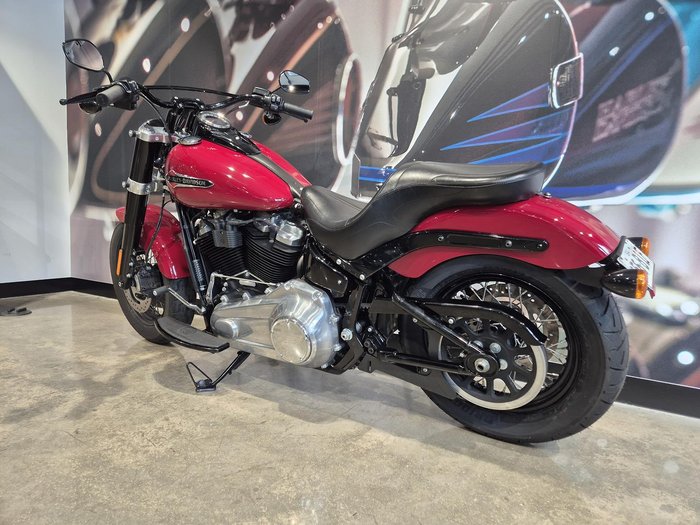 2021 Harley-Davidson Slim 107 (FLSL) Softail Red