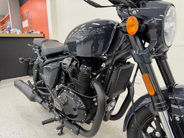 2026 Royal Enfield SHOTGUN 650 grey