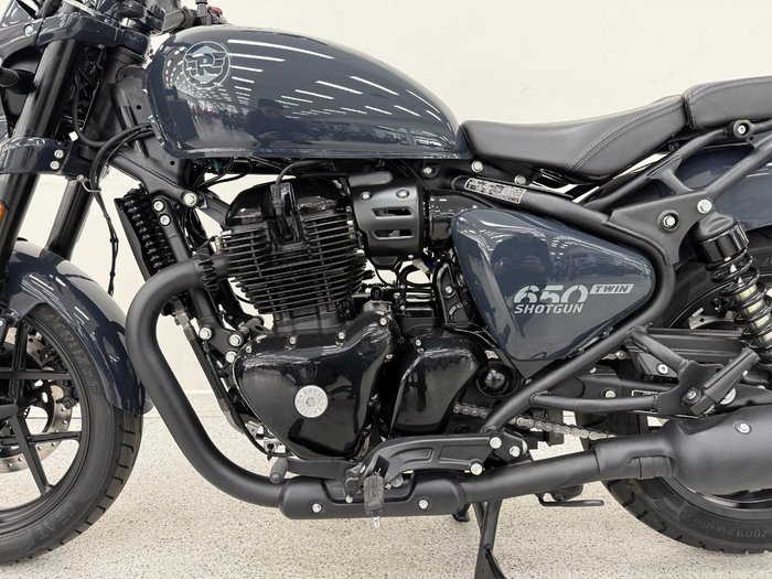 2026 Royal Enfield SHOTGUN 650 grey
