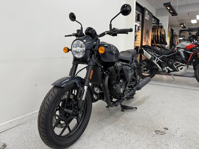 2026 Royal Enfield SHOTGUN 650 grey
