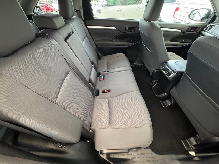 2017 Toyota Kluger GX