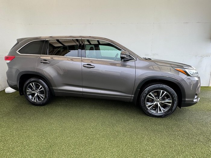 2017 Toyota Kluger GX