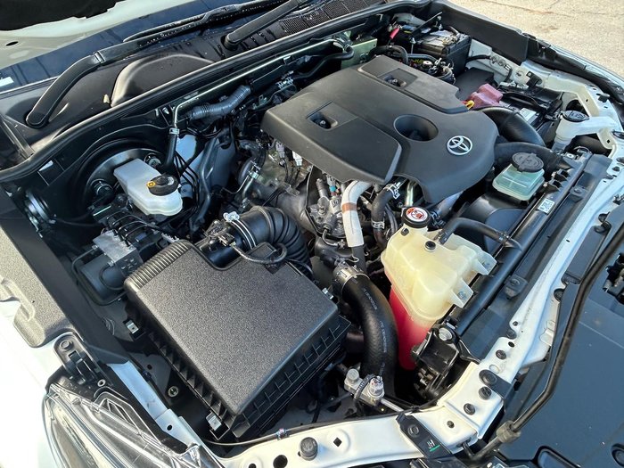 2022 Toyota Hilux SR