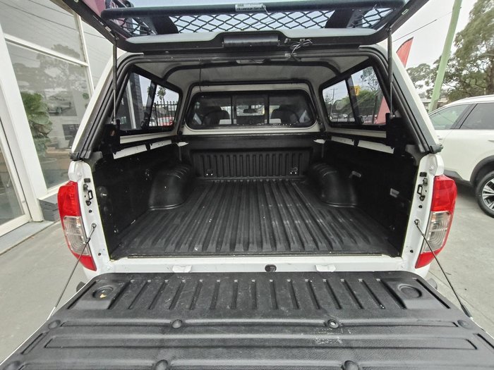 2020 Nissan Navara ST