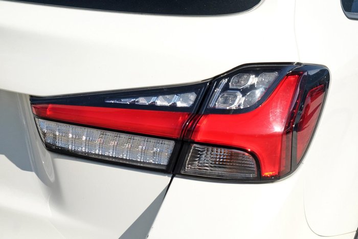 2023 Mitsubishi ASX ES