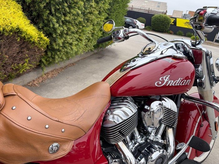 2014 INDIAN CHIEF VINTAGE Red