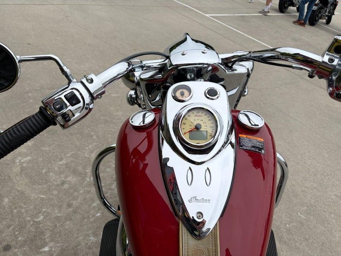 2014 INDIAN CHIEF VINTAGE Red