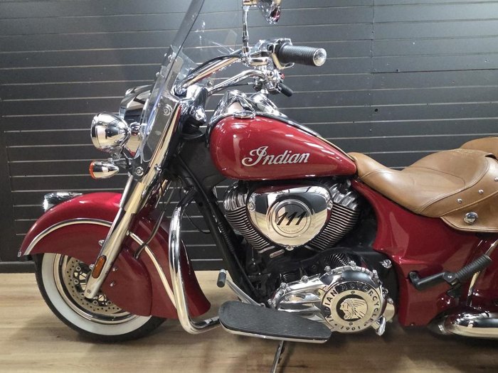 2014 INDIAN CHIEF VINTAGE Red