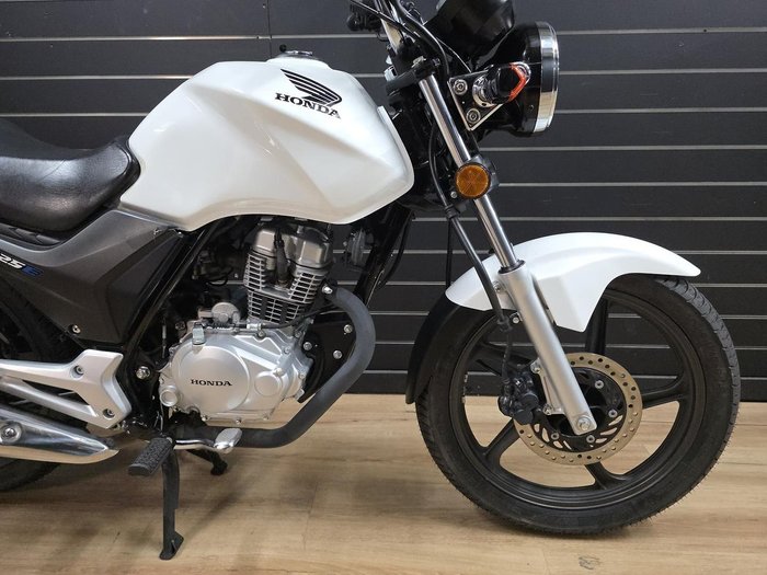 2021 Honda CB125E White
