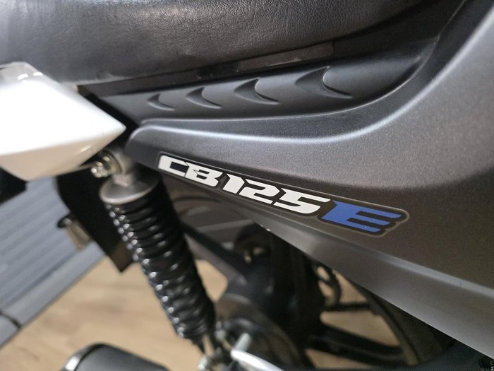 2021 Honda CB125E White