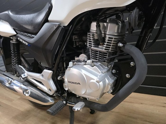 2021 Honda CB125E White