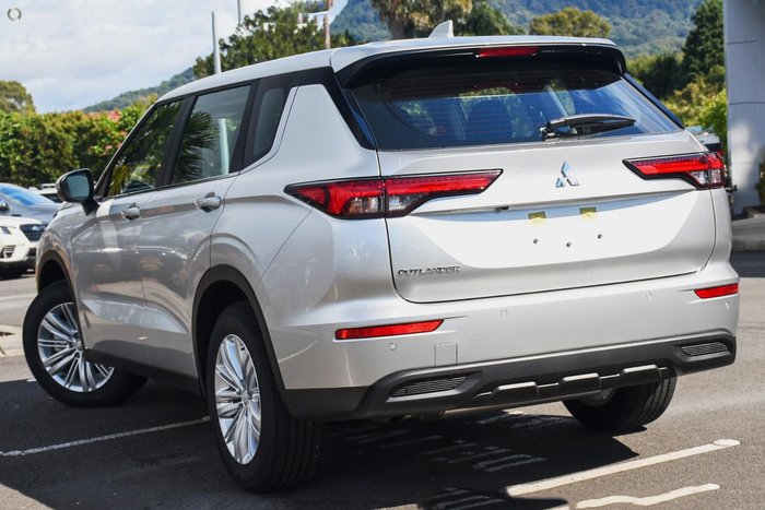 2025 Mitsubishi Outlander