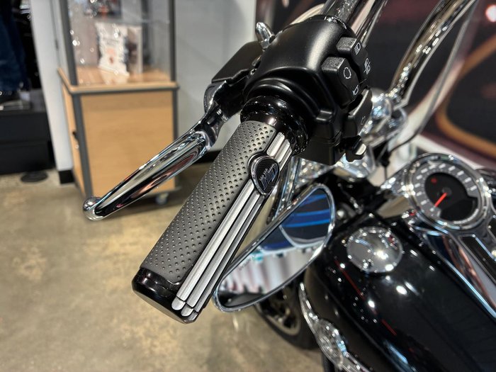 2021 Harley-Davidson Fat Boy 114 (FLFBS) Softail Black